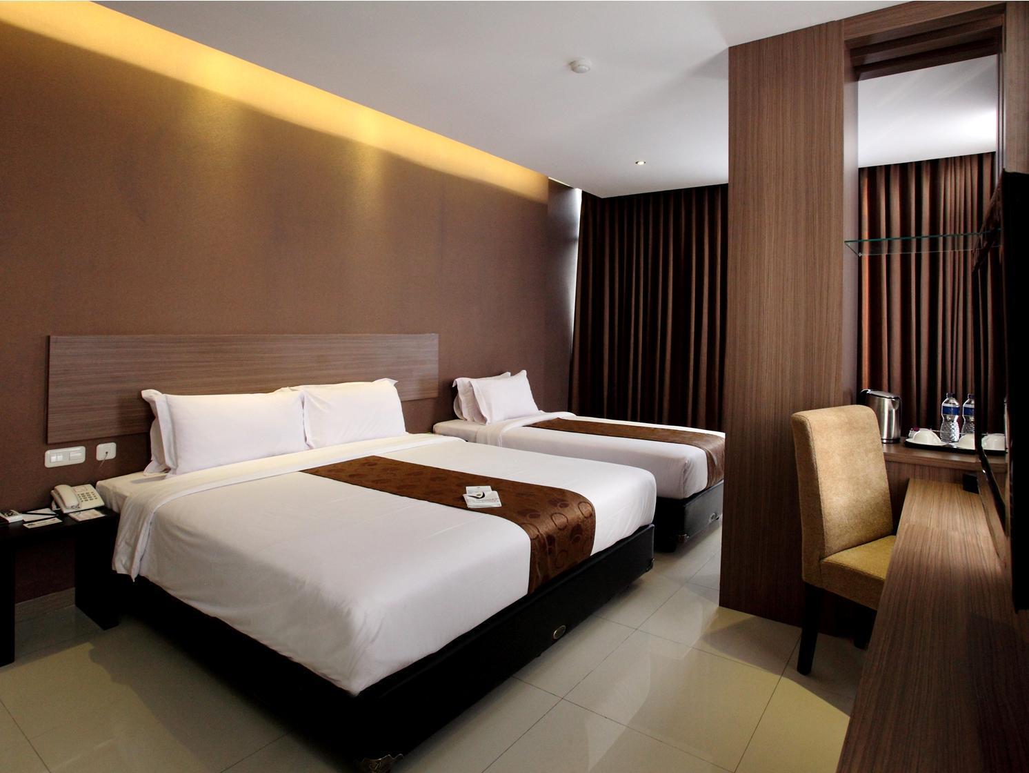 Vio Hotel Pasteur Bandung Exterior photo